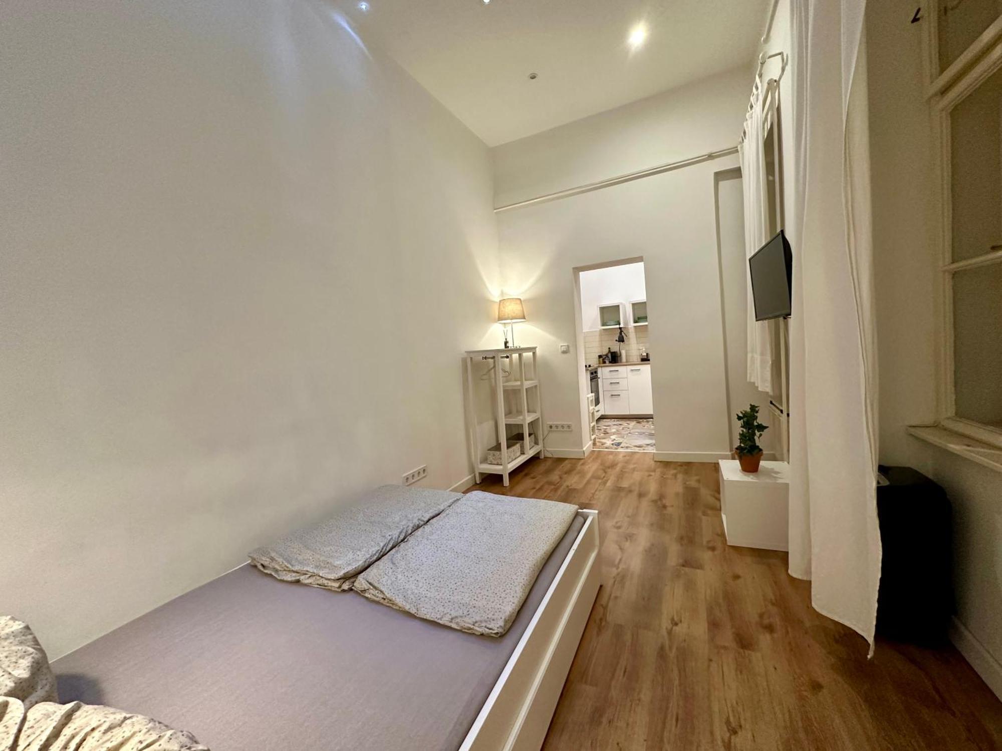 Cozy Studio Flat In The Heart Of Budapesta Exterior foto
